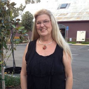 Meet your Posher, Carol